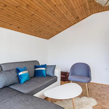 Awesome Apartment In Rukavac